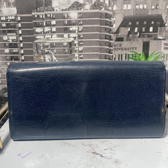 Authentic 💙 Ferragamo Long Wallet - Picture 5 of 17
